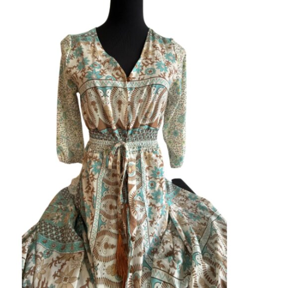 Boho Beach Hut Floral Maxi Dress - Picture 2 of 2